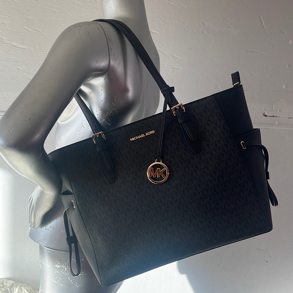 Michael Kors tote shoulder bag